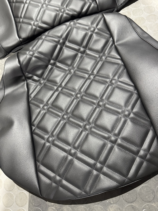 Stolsöverdrag passar Volvo 3 premium svart - Bild 2