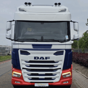 Solskärm passar DAF XG+ Typ 3
