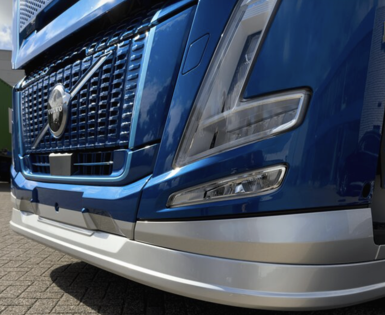Underspoiler passar Volvo Aero Typ 2 - Image 3