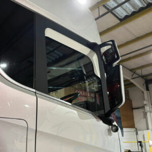 Vindavisare Coles passar Scania NG kort